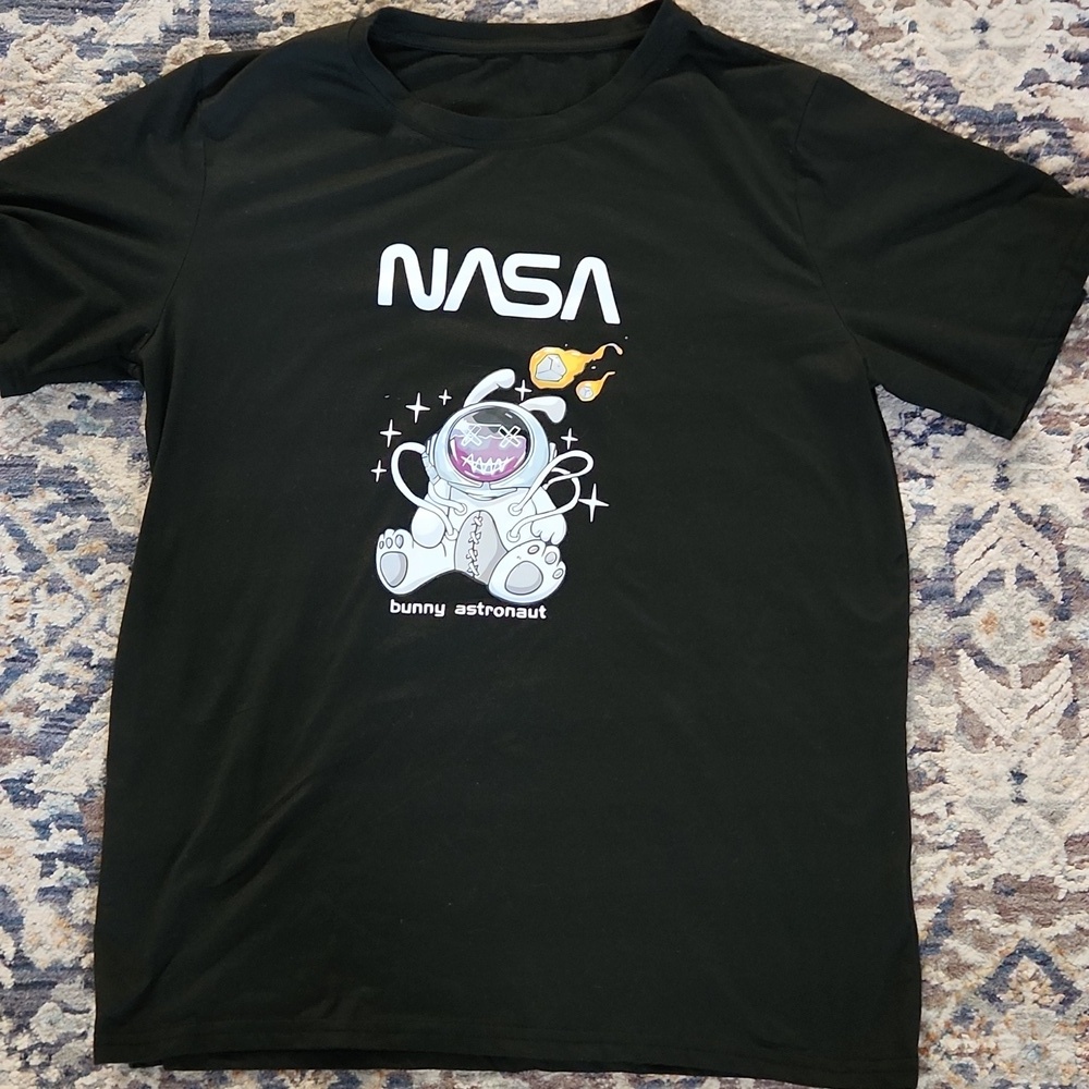 Composition NASA Bunny Astronaut Space Black Graphic T-Shirt